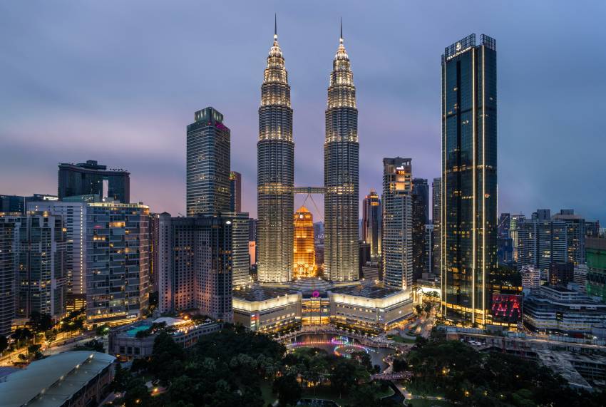 Navigating UK Tax from Malaysia: Your Essential Guide to Stress-Free Filing 